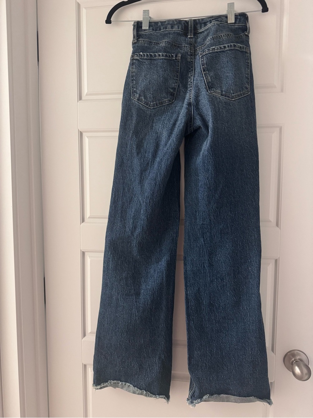 BCBGeneration High Rise Wide Leg Jeans - Picture 4 of 4